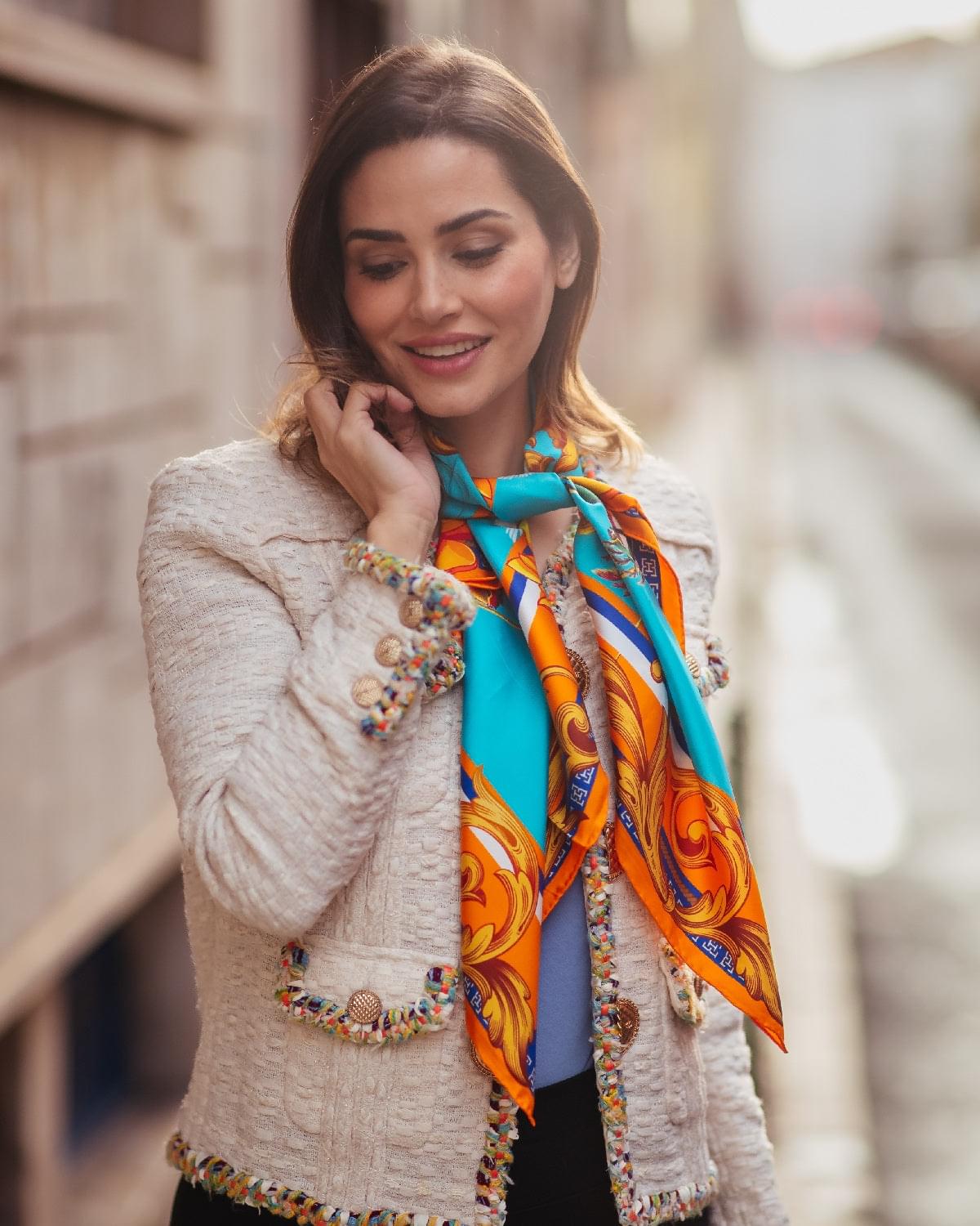 Empowered Expression  Silk Square Scarf – Metri Holliday